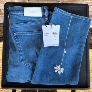 NWT 7 For All Mankind easy slim jeans // size 31